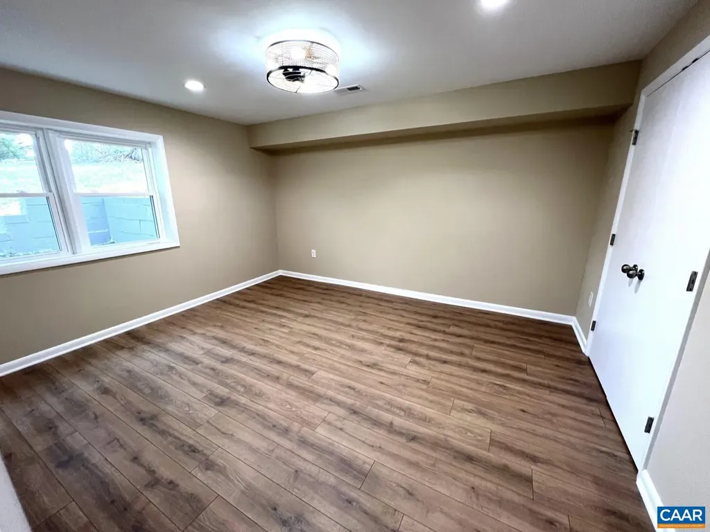 100 Northwest Lane Charlottesville VA 22911