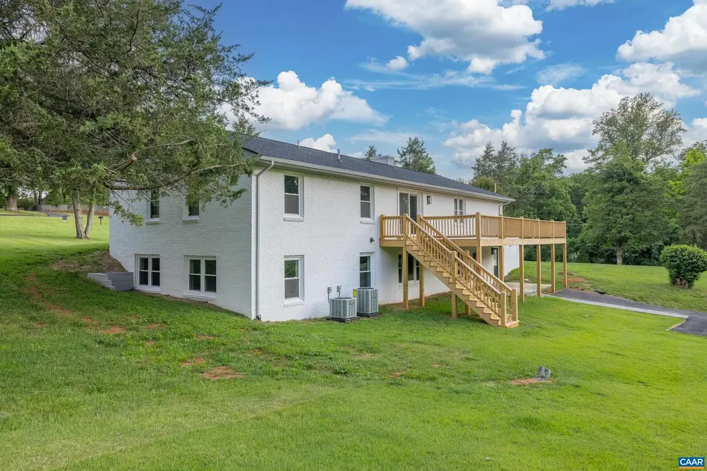 100 Northwest Lane Charlottesville VA 22911