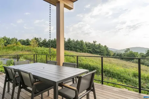410 Twelve Ridges Way Vesuvius VA 24483