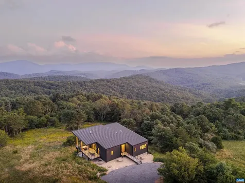 410 Twelve Ridges Way Vesuvius VA 24483