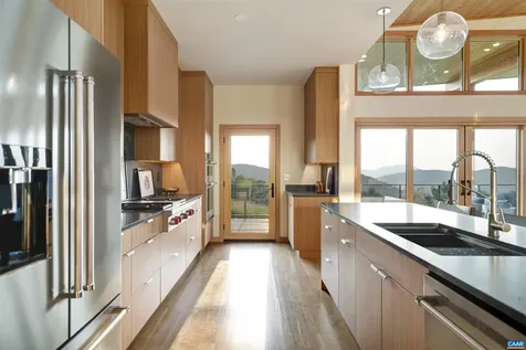 410 Twelve Ridges Way Vesuvius VA 24483