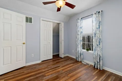 722 Mineola Street Staunton VA 24401