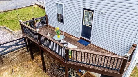 722 Mineola Street Staunton VA 24401