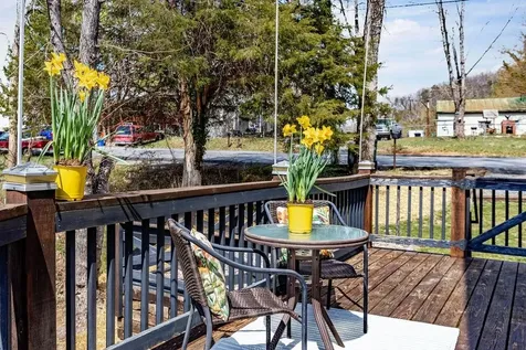 722 Mineola Street Staunton VA 24401