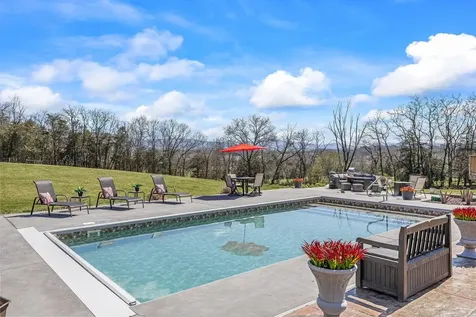 190 Owl Hill Lane Shenandoah VA 22849