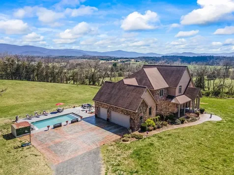 190 Owl Hill Lane Shenandoah VA 22849