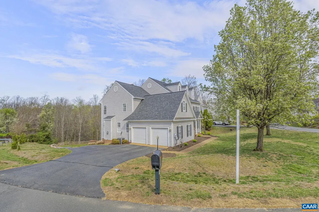 2212 Ambrose Way Charlottesville VA 22901