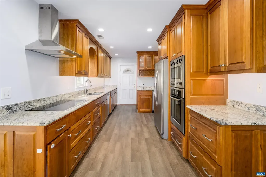 2710 Willow Oak Circle Charlottesville VA 22901