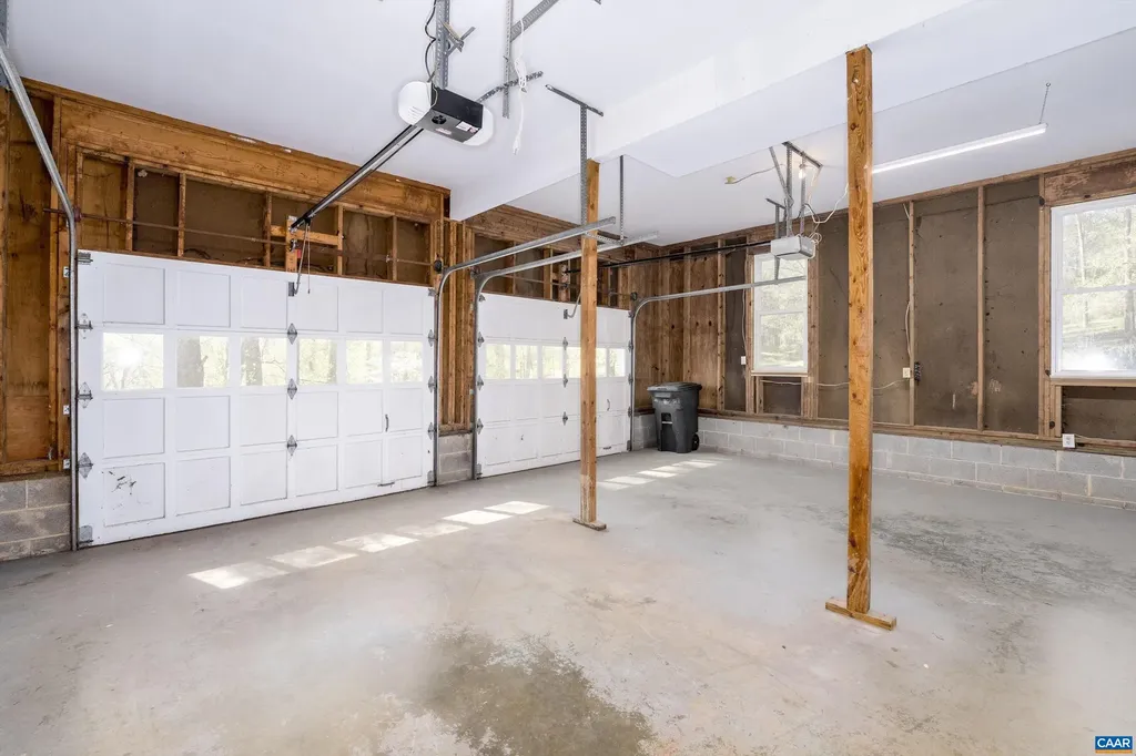 2710 Willow Oak Circle Charlottesville VA 22901