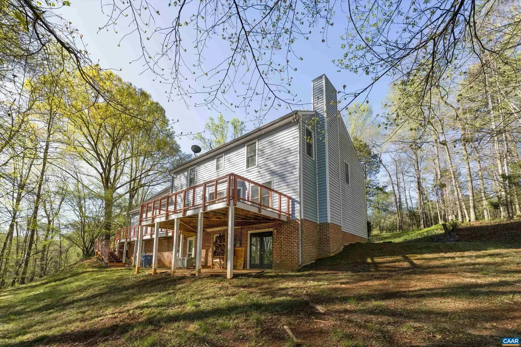 2710 Willow Oak Circle Charlottesville VA 22901