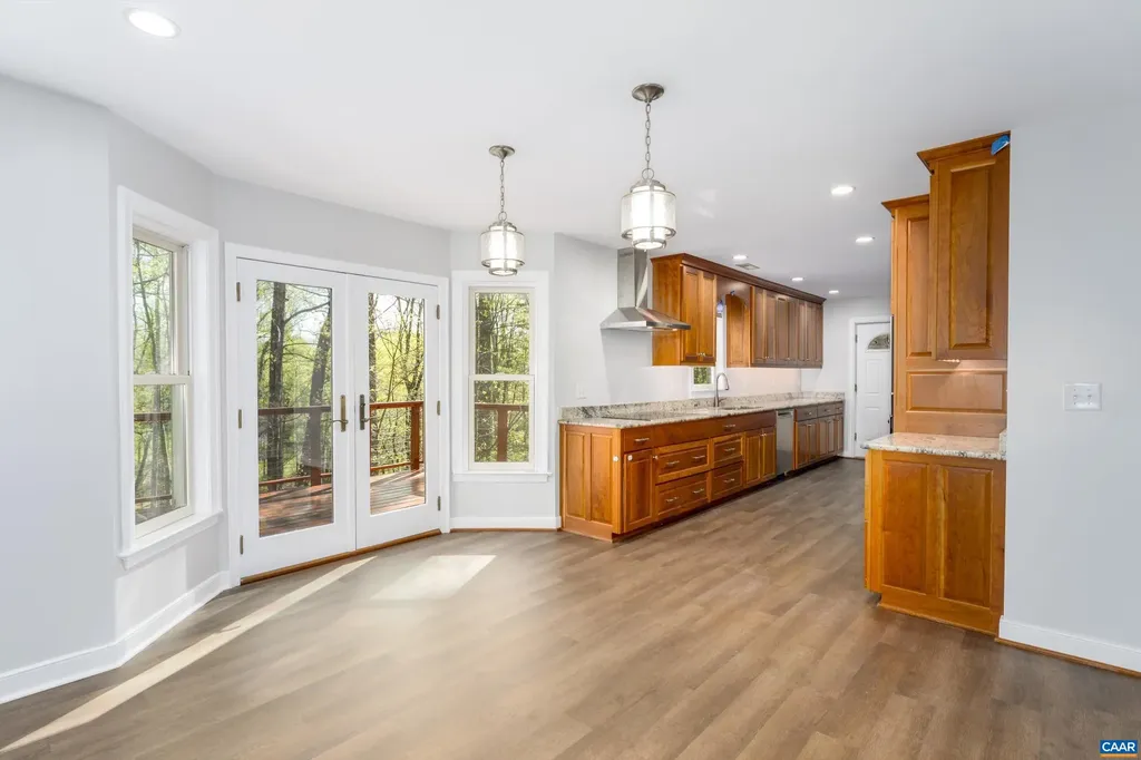 2710 Willow Oak Circle Charlottesville VA 22901