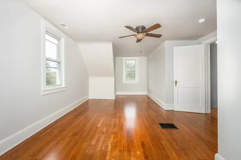 922 Chestnut Drive Harrisonburg VA 22801