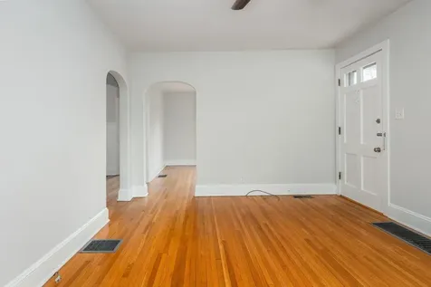 922 Chestnut Drive Harrisonburg VA 22801
