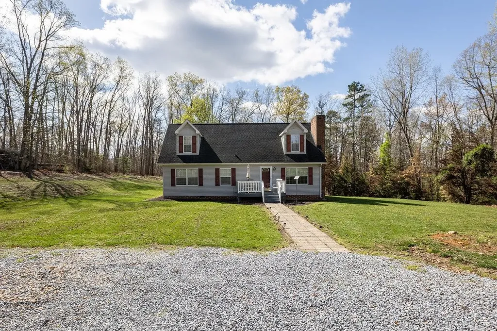 180 Iron Works Lane Elkton VA 22827