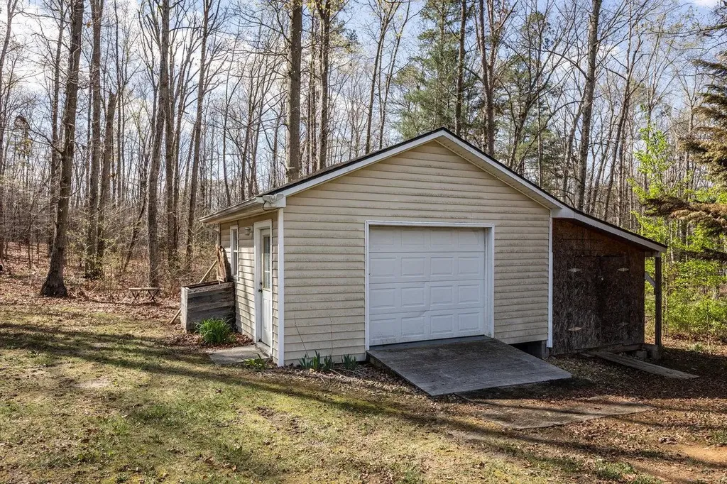 180 Iron Works Lane Elkton VA 22827