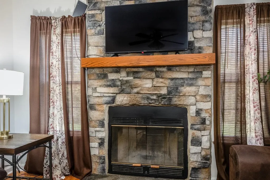 180 Iron Works Lane Elkton VA 22827