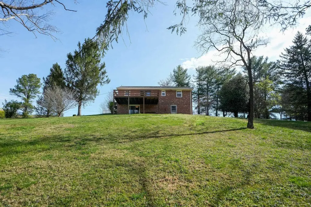 1371 Afton Mountain Road Afton VA 22920