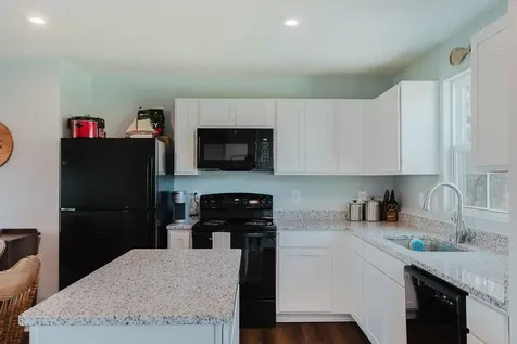 1113 Scruggs Lane Grottoes VA 24441