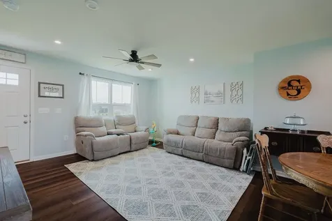 1113 Scruggs Lane Grottoes VA 24441