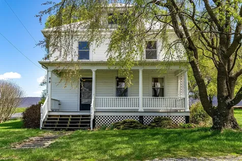 88 Cardinal Road New Market VA 22844