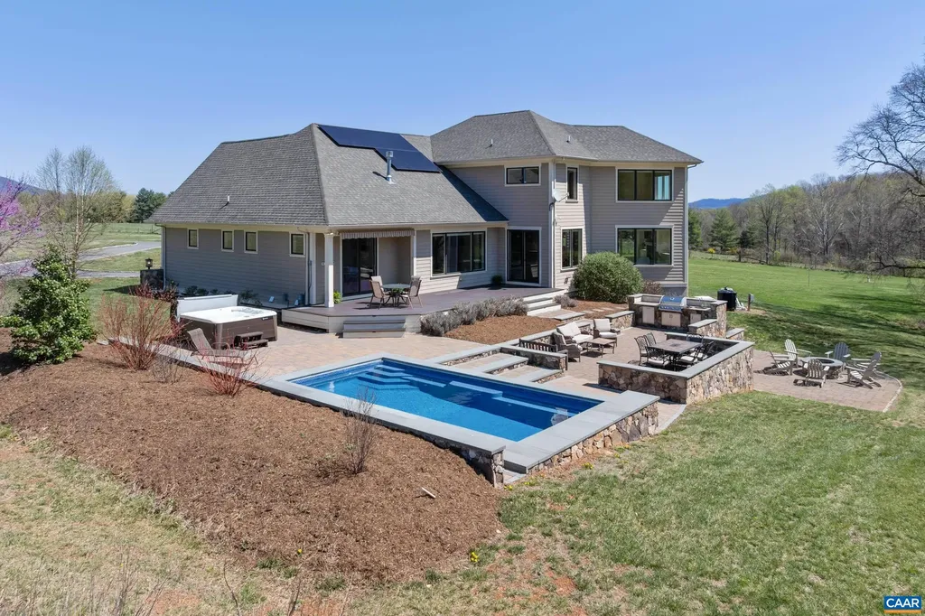 1887 Tanbark Drive Afton VA 22920
