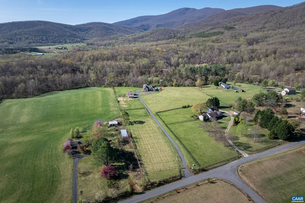 1887 Tanbark Drive Afton VA 22920