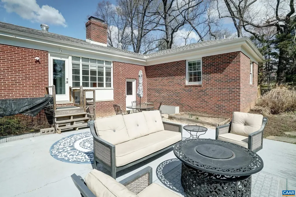 1291 Saint George Street Crozet VA 22932