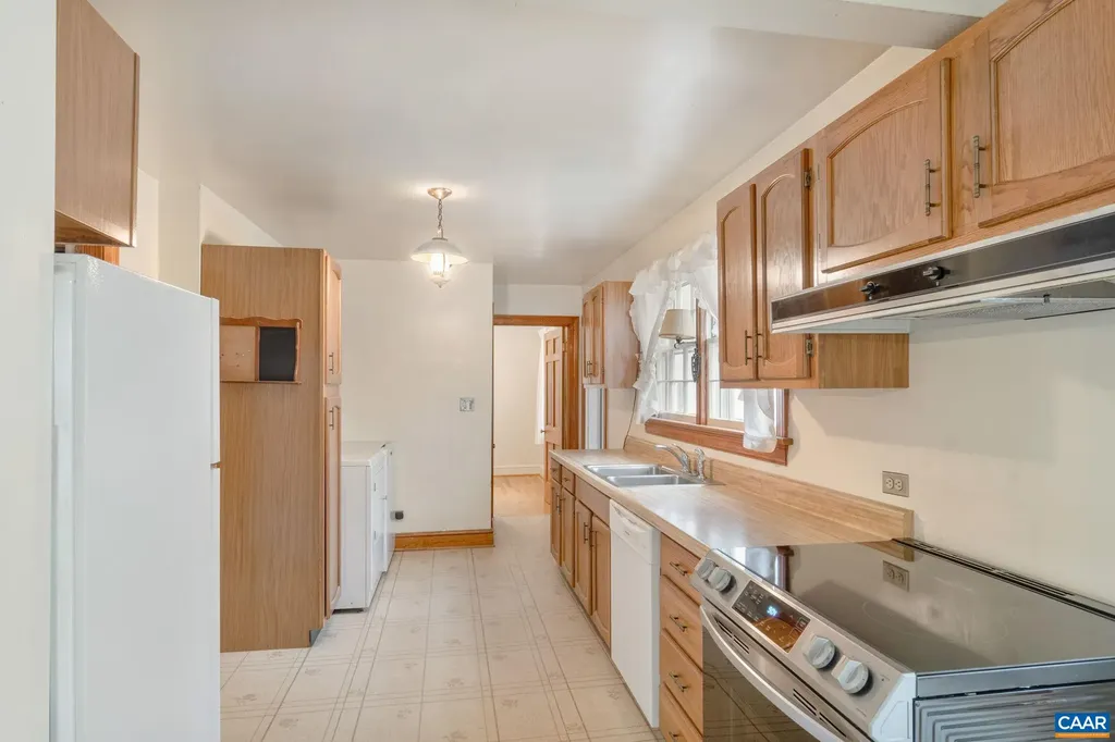 129 West Park Drive Charlottesville VA 22901