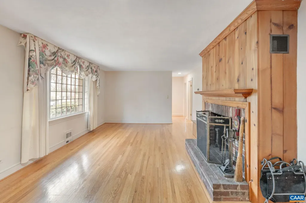 129 West Park Drive Charlottesville VA 22901