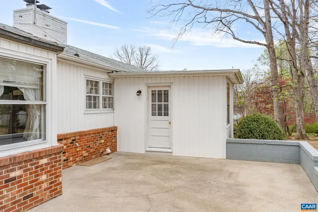 129 West Park Drive Charlottesville VA 22901