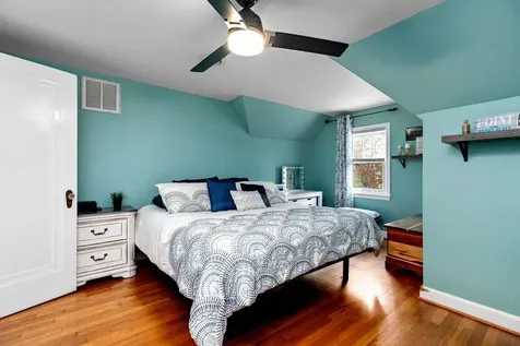 220 Dupont Circle Waynesboro VA 22980