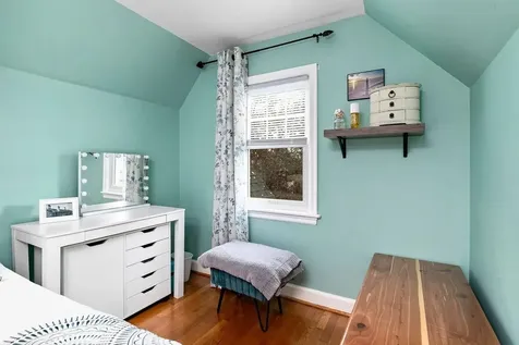 220 Dupont Circle Waynesboro VA 22980