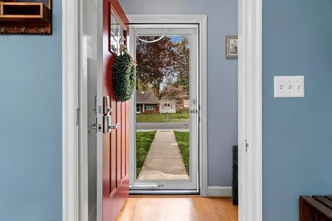 220 Dupont Circle Waynesboro VA 22980