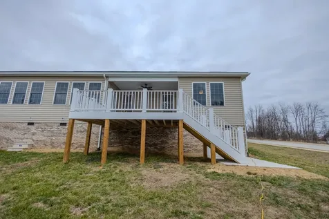 81 Meriwether Circle Stuarts Draft VA 24477