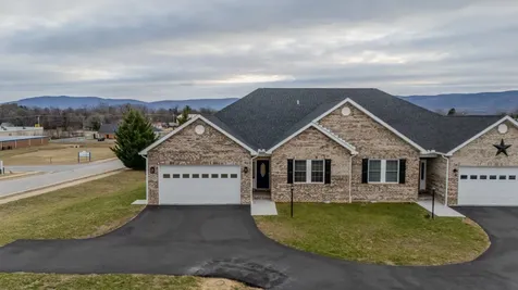 81 Meriwether Circle Stuarts Draft VA 24477