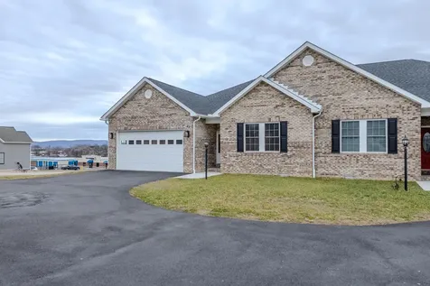 81 Meriwether Circle Stuarts Draft VA 24477