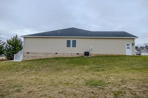 81 Meriwether Circle Stuarts Draft VA 24477