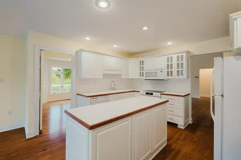 3881 Davis Road Penn Laird VA 22846