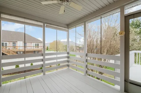 3881 Davis Road Penn Laird VA 22846