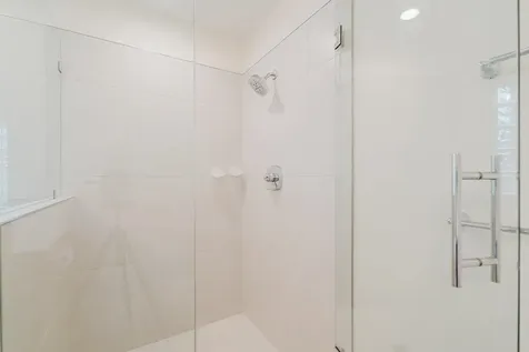 3881 Davis Road Penn Laird VA 22846