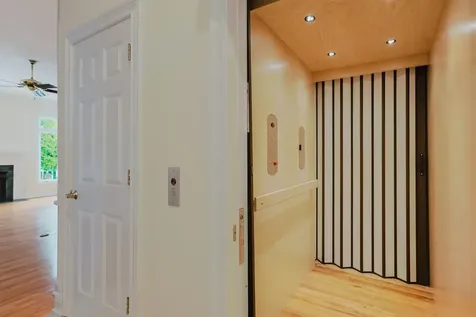 3881 Davis Road Penn Laird VA 22846