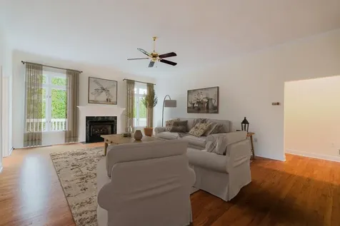 3881 Davis Road Penn Laird VA 22846