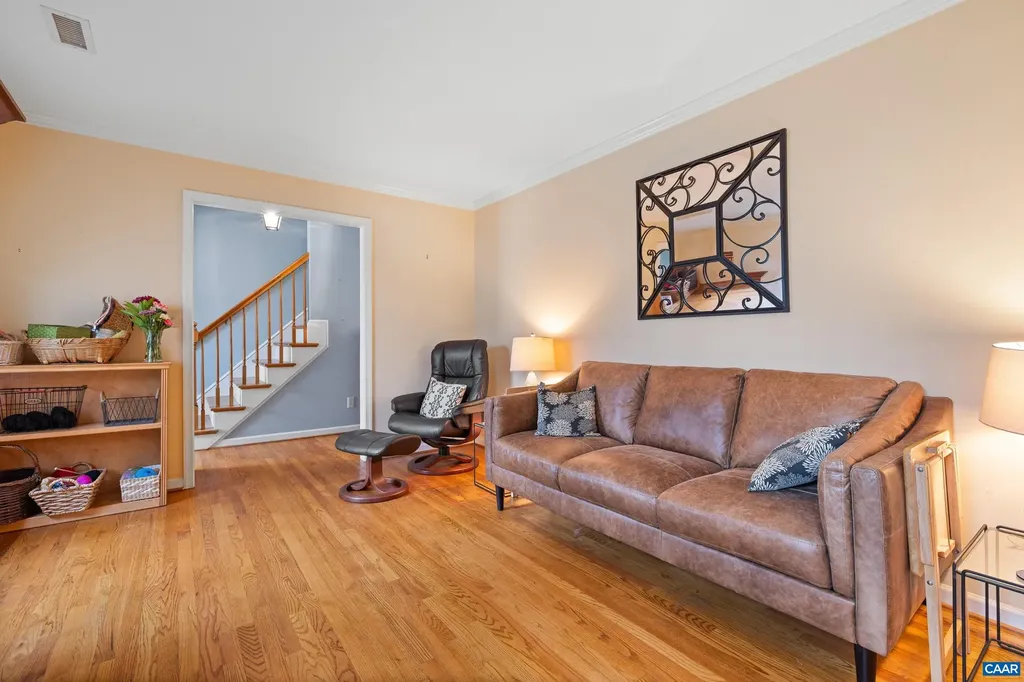 1985 Thomas Jefferson Parkway Charlottesville VA 22902