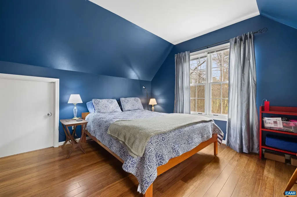 1985 Thomas Jefferson Parkway Charlottesville VA 22902