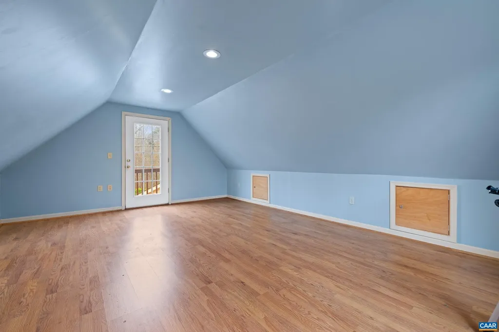 1985 Thomas Jefferson Parkway Charlottesville VA 22902