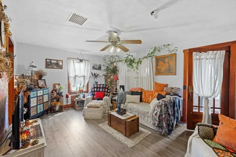 141 Bunker Hill Road Mount Solon VA 22843