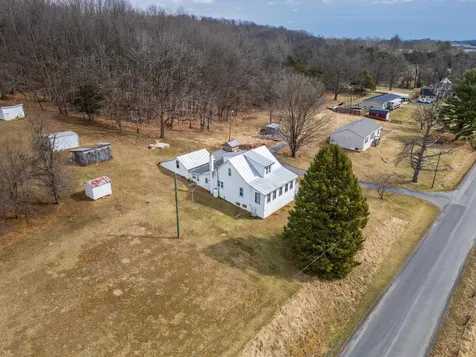 141 Bunker Hill Road Mount Solon VA 22843