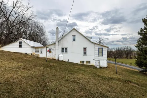 141 Bunker Hill Road Mount Solon VA 22843