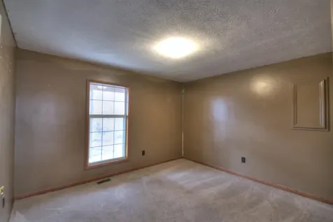83 Venus Drive Waynesboro VA 22980
