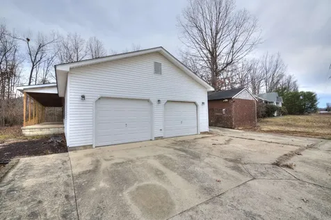 83 Venus Drive Waynesboro VA 22980